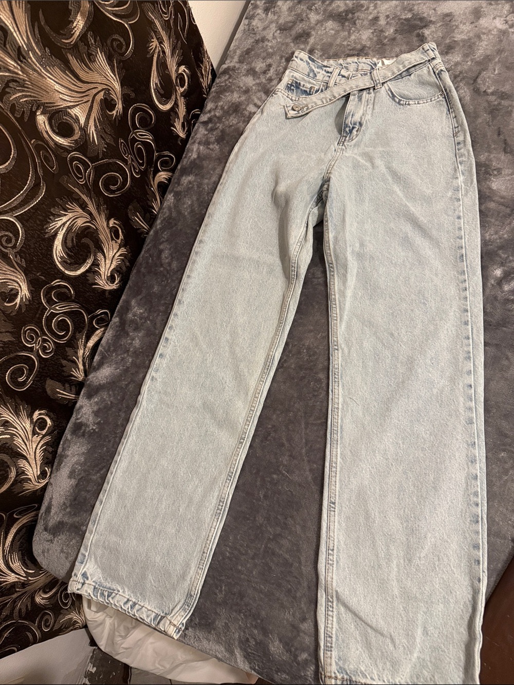 SHEIN Light Blue Flare Jeans